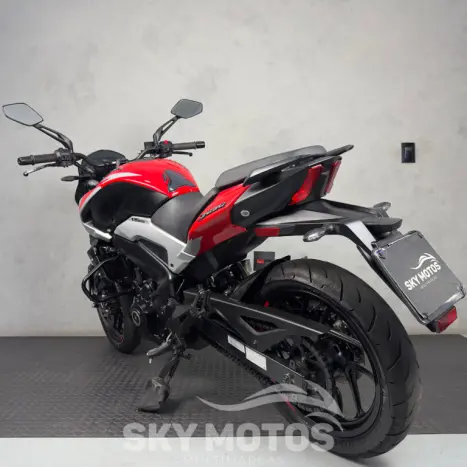BAJAJ Dominar 200 , Foto 17