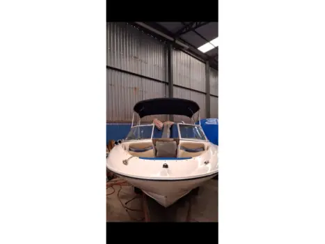 BAYLINER 215 , Foto 3
