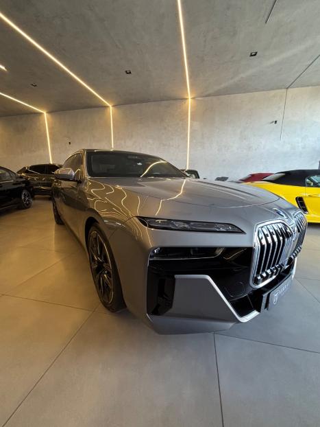BMW I7 Eltrico Xdrive60 M Sport, Foto 2