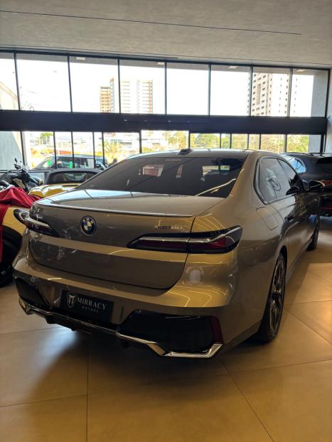 BMW I7 Eltrico Xdrive60 M Sport, Foto 6