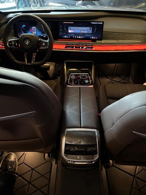 BMW I7 Eltrico Xdrive60 M Sport, Foto 8