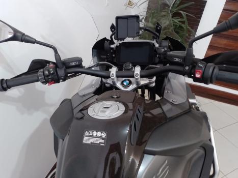 BMW R 1250 GS TRIPLE BLACK, Foto 2