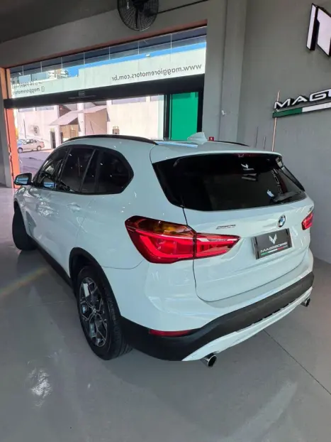 BMW X1 2.0 16V 4P SDRIVE 20I ACTIVEFLEX TURBO AUTOMTICO, Foto 3