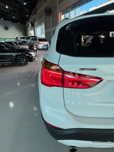 BMW X1 2.0 16V 4P SDRIVE 20I ACTIVEFLEX TURBO AUTOMTICO, Foto 5