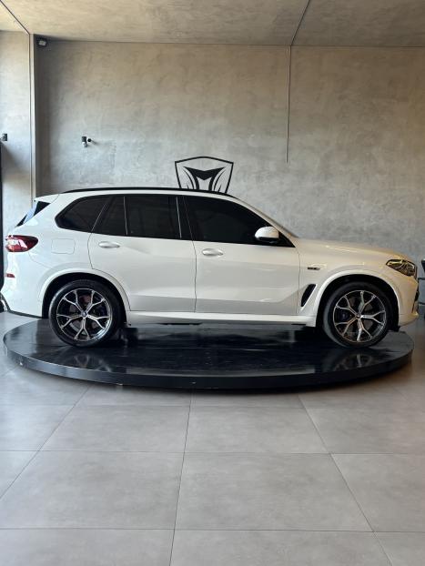 BMW X5 3.0 I6 32V 4P TURBO HBRIDO XDRIVE45E M SPORT AUTOMTICO, Foto 4
