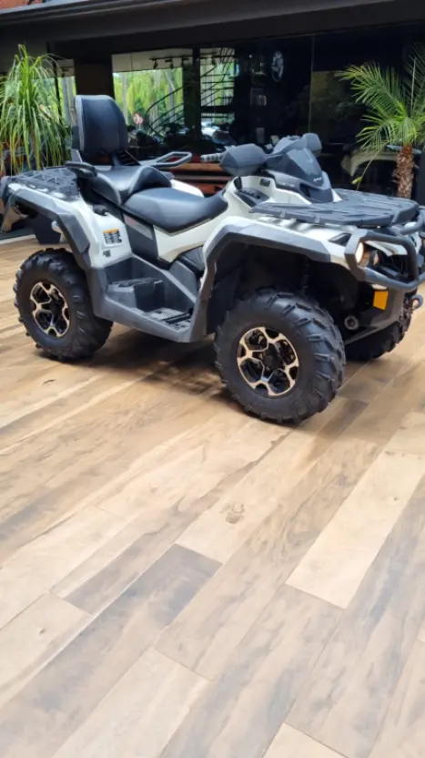 BRP CAN-AM Max Limited 1000 , Foto 1