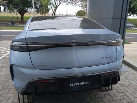 BYD Seal 82,5 KW ELTRICO 4P AWD, Foto 5