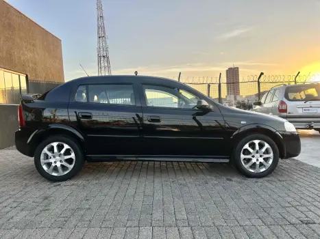 CHEVROLET Astra Hatch 2.0 4P ADVANTAGE  FLEX, Foto 2