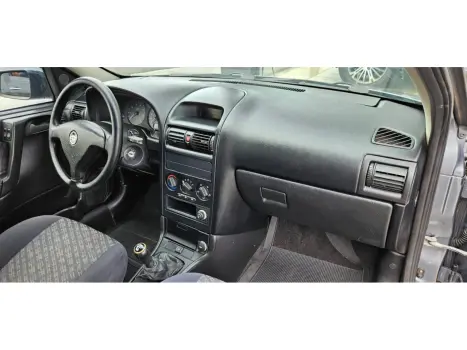 CHEVROLET Astra Hatch 2.0, Foto 11