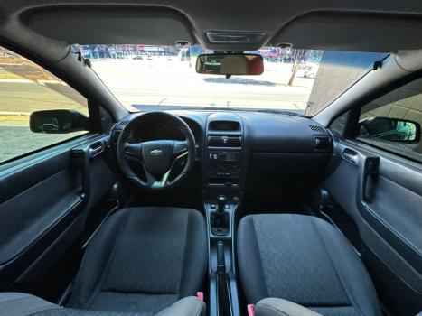CHEVROLET Astra Hatch 2.0 4P ADVANTAGE  FLEX, Foto 4