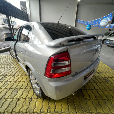 CHEVROLET Astra Hatch 2.0 16V CD, Foto 4