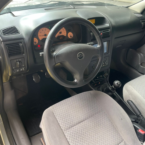CHEVROLET Astra Hatch 2.0 16V CD, Foto 8