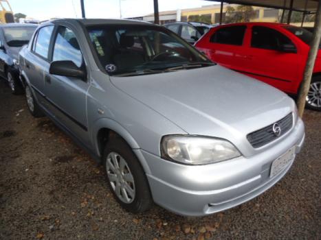 CHEVROLET Astra Sedan 2.0 4P, Foto 2