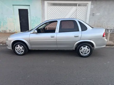 CHEVROLET Classic Sedan 1.0 4P VHCE FLEX LS, Foto 11