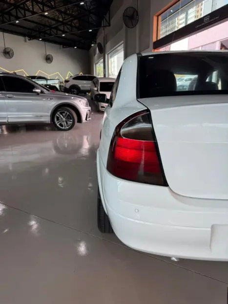 CHEVROLET Corsa Sedan 1.4 4P PREMIUM FLEX, Foto 5