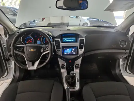 CHEVROLET Cruze Hatch 1.8 16V 4P LT SPORT6 FLEX, Foto 10
