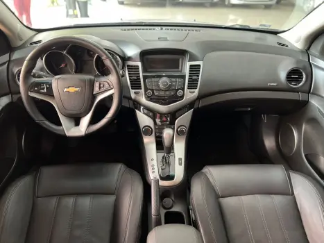 CHEVROLET Cruze Sedan 1.8 16V 4P LT ECOTEC FLEX AUTOMTICO, Foto 2