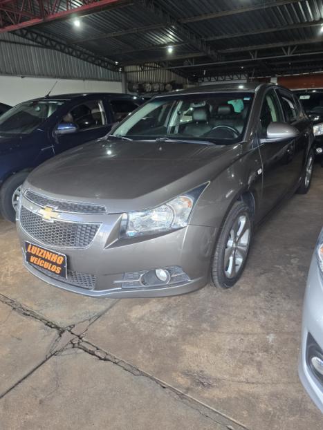 CHEVROLET Cruze Sedan 1.8 16V 4P LT ECOTEC FLEX AUTOMTICO, Foto 2