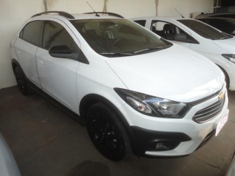 CHEVROLET Onix Hatch 1.4 4P FLEX ACTIV, Foto 2