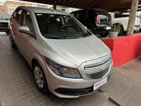 CHEVROLET Onix Hatch 1.4 4P FLEX LT, Foto 3