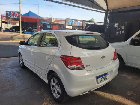 CHEVROLET Onix Hatch 1.0 4P FLEX JOY, Foto 4