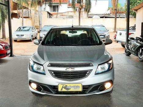 CHEVROLET Onix Hatch 1.4 4P FLEX LTZ, Foto 2