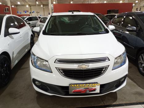 CHEVROLET Onix Hatch 1.4 4P FLEX LTZ, Foto 2