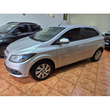 CHEVROLET Onix Hatch 1.4 4P FLEX LT AUTOMTICO, Foto 2