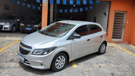 CHEVROLET Onix Hatch 1.0 4P FLEX JOY, Foto 3