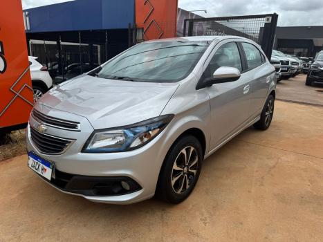 CHEVROLET Onix Hatch 1.4 4P FLEX LT, Foto 3