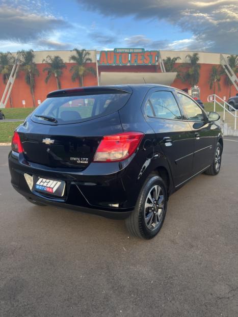 CHEVROLET Onix Hatch 1.4 4P FLEX LTZ, Foto 7