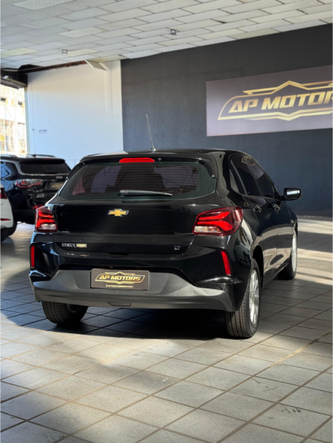 CHEVROLET Onix Hatch 1.0 4P FLEX LT, Foto 2