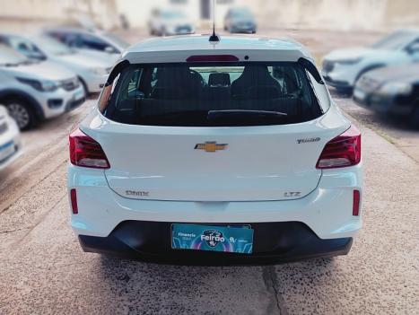 CHEVROLET Onix Hatch 1.0 4P FLEX LTZ TURBO, Foto 12