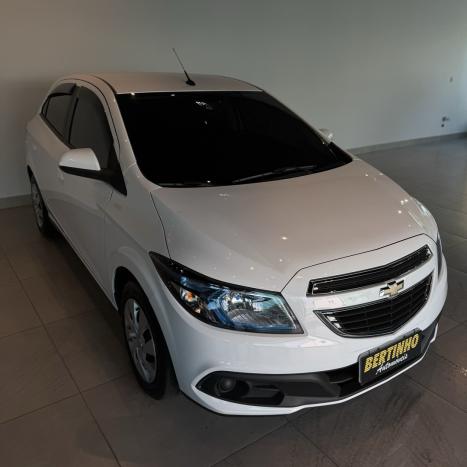 CHEVROLET Onix Hatch 1.4 4P FLEX LT, Foto 5