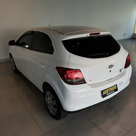 CHEVROLET Onix Hatch 1.4 4P FLEX LT, Foto 8