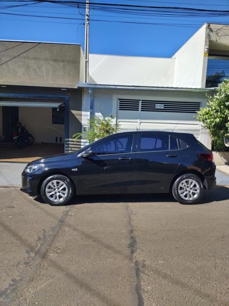 CHEVROLET Onix Hatch 1.0 12V 4P FLEX TURBO AUTOMTICO, Foto 3