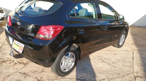 CHEVROLET Onix Hatch 1.0 4P FLEX LS, Foto 3