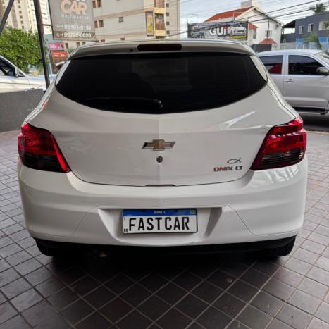 CHEVROLET Onix Hatch 1.4 4P FLEX LT AUTOMTICO, Foto 8