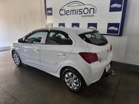CHEVROLET Onix Hatch 1.0 4P FLEX LT, Foto 4