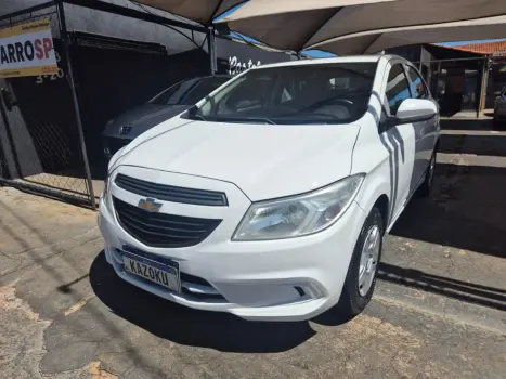 CHEVROLET Onix Hatch 1.0 4P FLEX LS, Foto 2