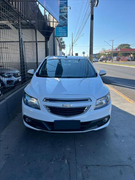 CHEVROLET Onix Hatch 1.4 4P FLEX LT, Foto 3