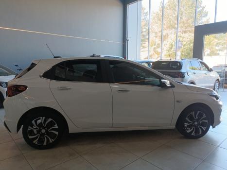CHEVROLET Onix Hatch 1.0 12V 4P FLEX PREMIER TURBO AUTOMTICO, Foto 4