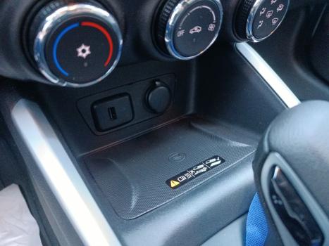 CHEVROLET Onix Hatch 1.0 12V 4P FLEX PREMIER TURBO AUTOMTICO, Foto 14
