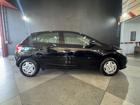 CHEVROLET Onix Hatch 1.0 4P FLEX LT, Foto 2