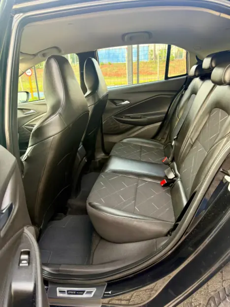 CHEVROLET Onix Hatch 1.0 12V 4P FLEX PREMIER TURBO AUTOMTICO, Foto 17