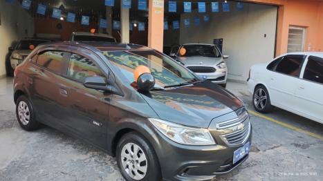 CHEVROLET Onix Hatch 1.0 4P FLEX LT, Foto 2