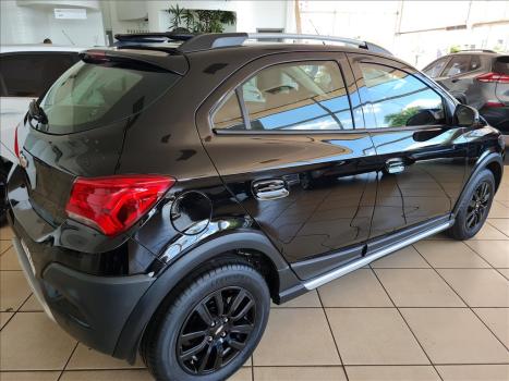CHEVROLET Onix Hatch 1.4 4P FLEX ACTIV AUTOMTICO, Foto 11