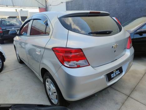 CHEVROLET Onix Hatch 1.0 4P FLEX LT, Foto 4