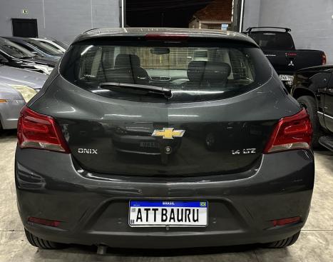 CHEVROLET Onix Hatch 1.4 4P FLEX LTZ, Foto 6