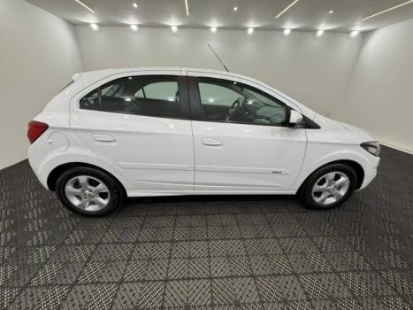 CHEVROLET Onix Hatch 1.4 4P FLEX LT, Foto 4